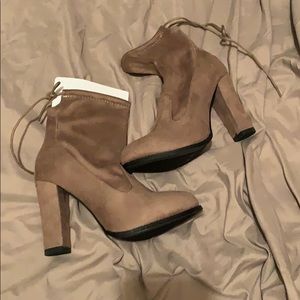 Ankle boots